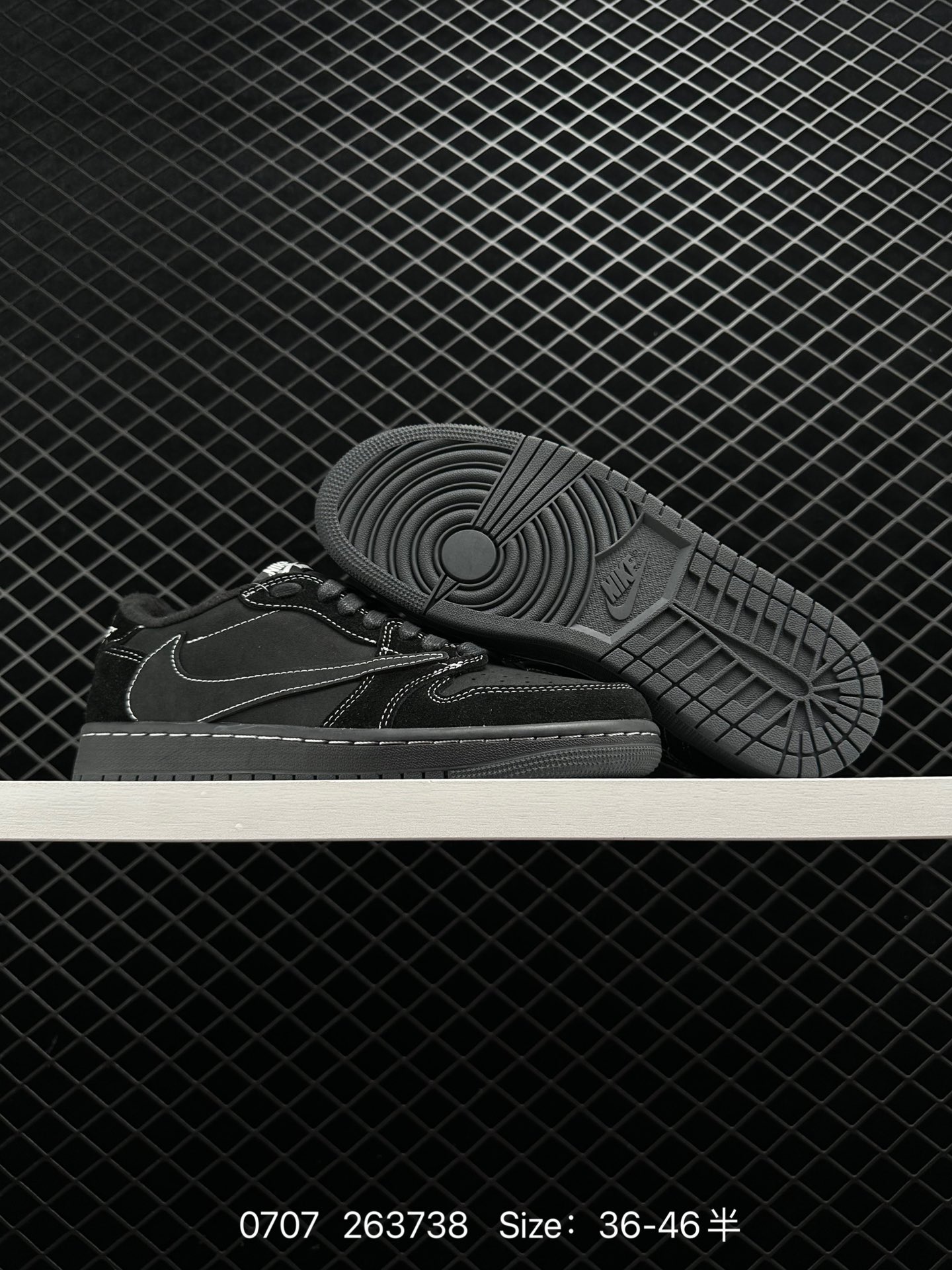 NIKE  Air Jordan 1 Low